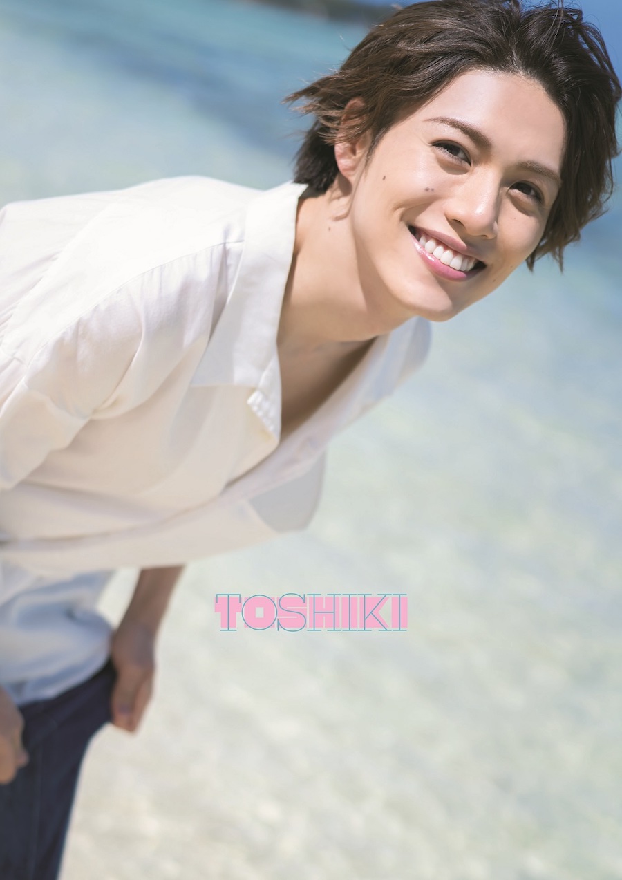立石俊樹の多彩な表情　1st写真集「TOSHIKI」電子版が本日配信 イメージ画像