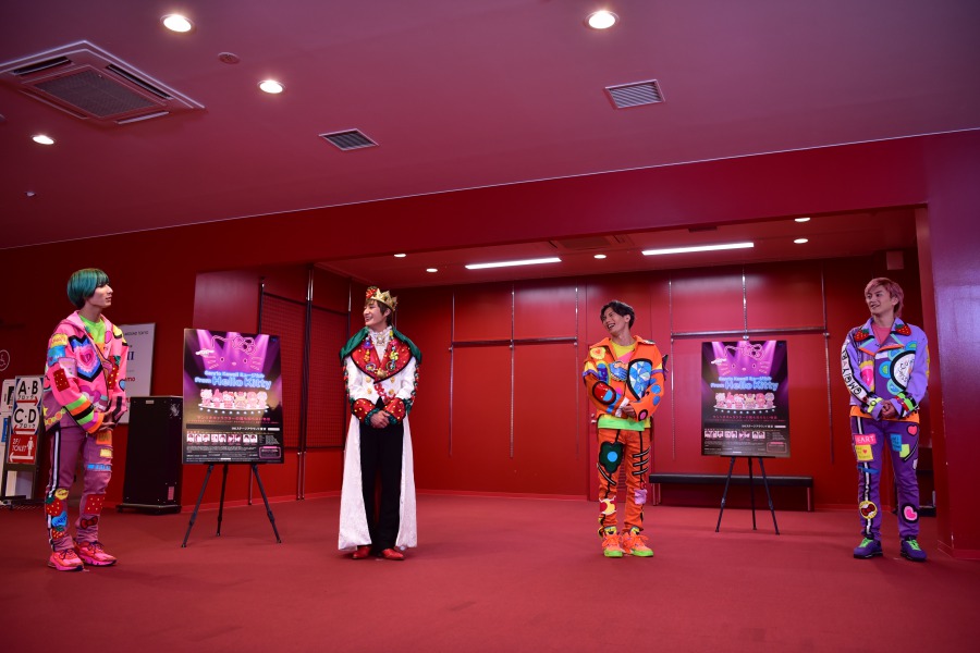 “ミラギフ”がミュージカル化、サンリオが贈るKawaiiの世界『From Hello Kitty』レポート イメージ画像