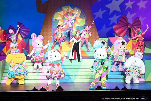 Hello kitty そして彼のミュージカルポニーメロディックロッキングチェア Hello kitty そして彼のミュージカルポニーメロディック